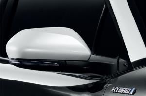 Toyota C-HR by Karl Lagerfeld Limited Edition 2020 года 